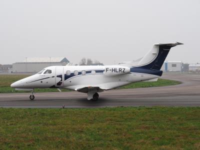 Photo of aircraft F-HLRZ operated by SD Aviation