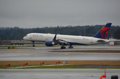 Image of aircraft registration N537US - A 757-251(WL) operated by Delta Air Lines