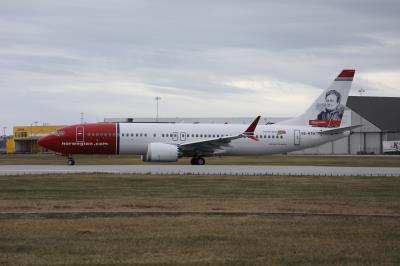 Photo of aircraft SE-RTH operated by Norwegian Air Sweden