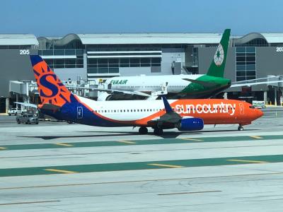Photo of aircraft N834SY operated by Sun Country Airlines