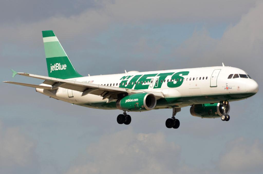 Photo of aircraft N746JB operated by JetBlue Airways