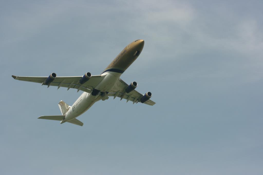 Photo of aircraft A9C-LG operated by Gulf Air