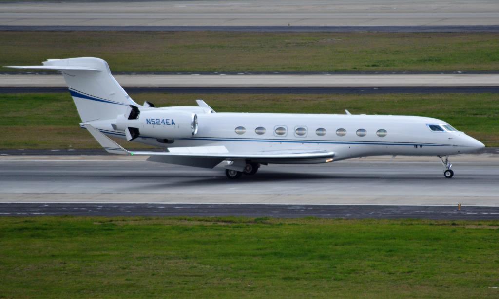 Photo of aircraft N524EA operated by Bank of Utah Trustee