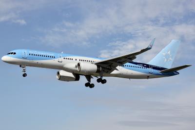 Image of aircraft registration G-OOBC - A 757-28A(WL) operated by Thomson Airways