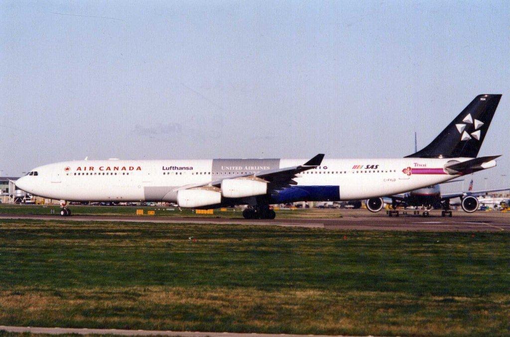 Photo of aircraft C-FYLD operated by Air Canada