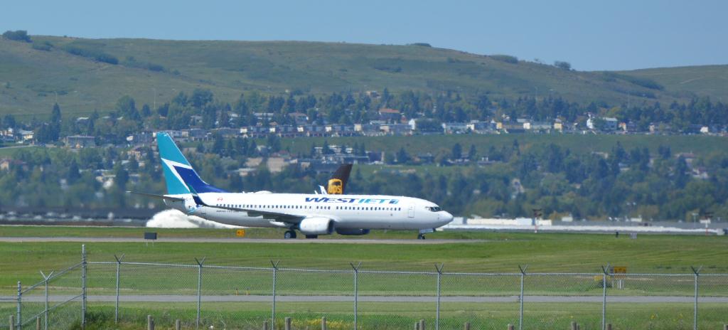Photo of aircraft C-FWVJ operated by WestJet