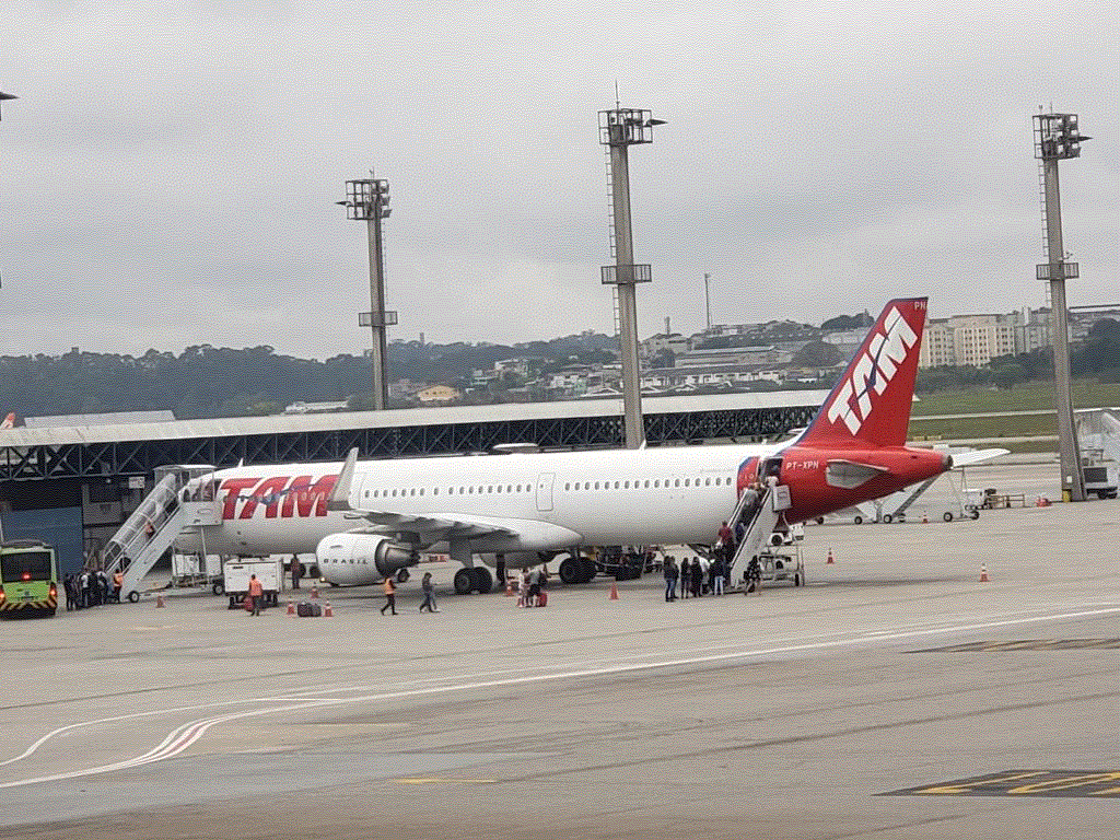 Photo of aircraft PT-XPN operated by LATAM Airlines Brasil