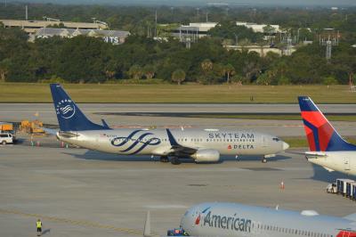 Image of aircraft registration N3758Y - A 737-832(WL) operated by Delta Air Lines