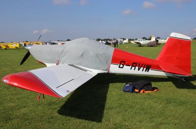 Photo of aircraft G-RVIW operated by Clive Robert James