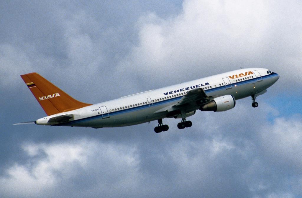 Photo of aircraft YV-161C operated by VIASA - Venezolana Internacional de Aviacion