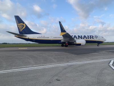 Photo of aircraft EI-IHM operated by Ryanair