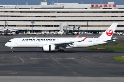 Photo of aircraft JA14XJ operated by Japan Airlines