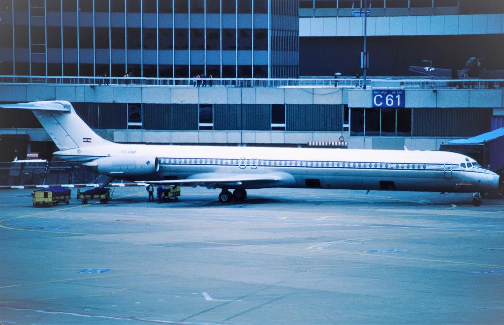 Photo of aircraft YU-ANB operated by Inex Adria Airways