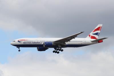 Photo of aircraft G-YMMK operated by British Airways