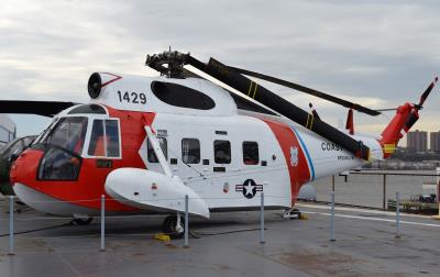 Photo of aircraft 1429 operated by United States Coast Guard