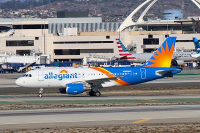 Photo of aircraft N322NV operated by Allegiant Air