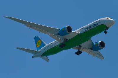 Photo of aircraft UK78701 operated by Uzbekistan Airways