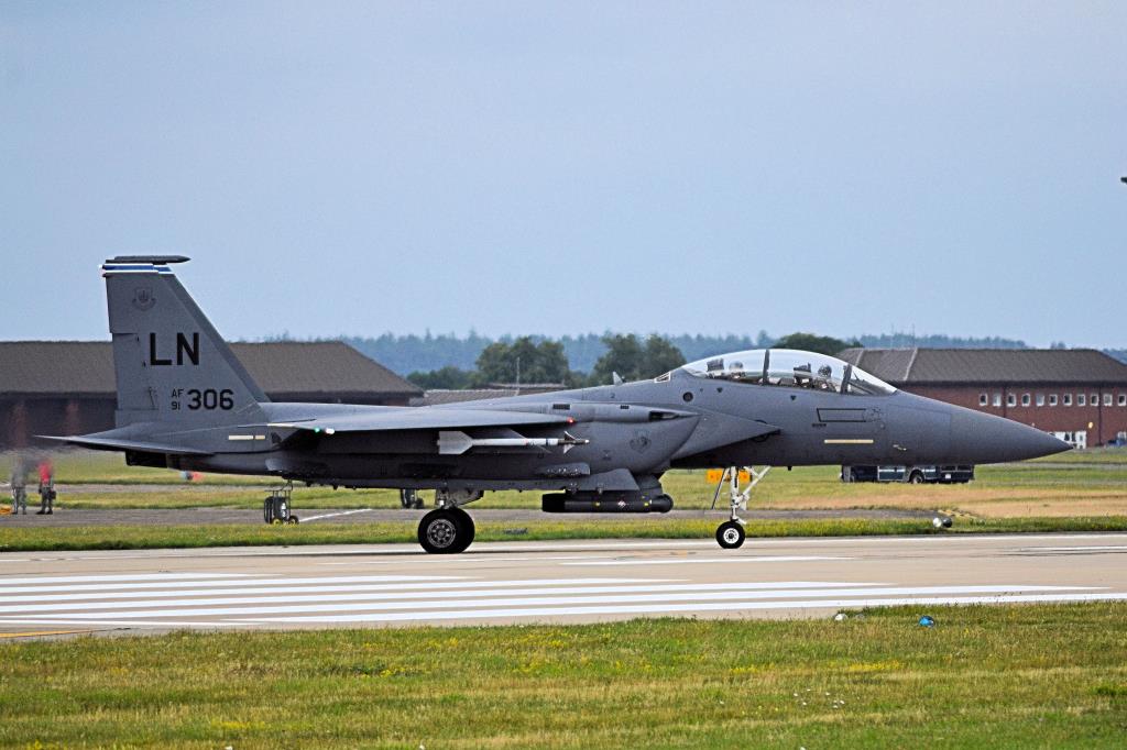 Photo of aircraft 91-0306 operated by United States Air Force