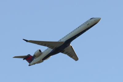 Photo of aircraft N300PQ operated by Delta Connection