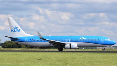 Image of aircraft registration PH-BGB - A 737-8K2(WL) operated by KLM Royal Dutch Airlines