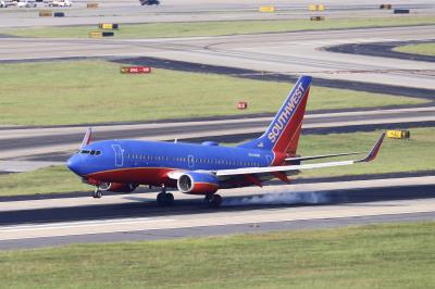 Photo of aircraft N754SW operated by Southwest Airlines
