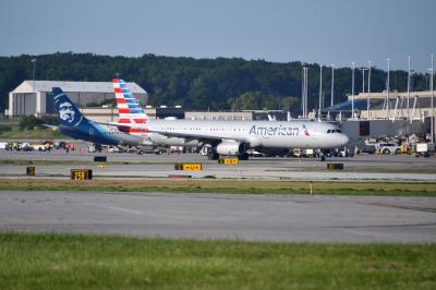 Photo of aircraft N145AN operated by American Airlines