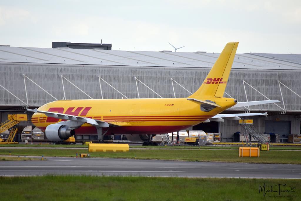 Photo of aircraft D-AEAE operated by EAT Leipzig