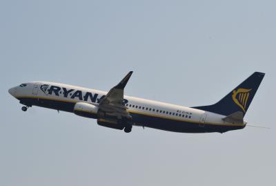 Image of aircraft registration EI-DLW - A 737-8AS(WL) operated by Ryanair