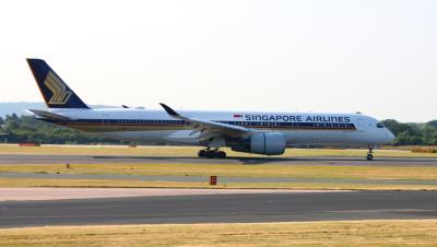 Image of aircraft registration 9V-SMH - A A350-941 operated by Singapore Airlines
