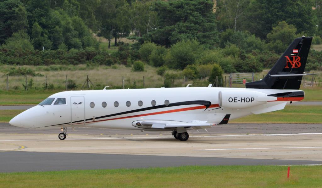 Photo of aircraft OE-HOP operated by Avcon Jet AG
