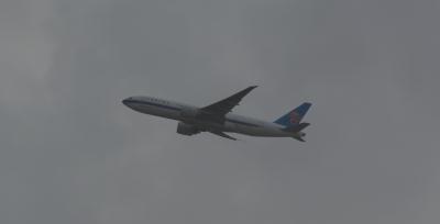 Photo of aircraft B-2075 operated by China Southern Airlines