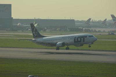 Image of aircraft registration SP-LLE - A 737-45D operated by LOT - Polish Airlines
