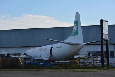Photo of aircraft C-GLBA operated by Buffalo Airways