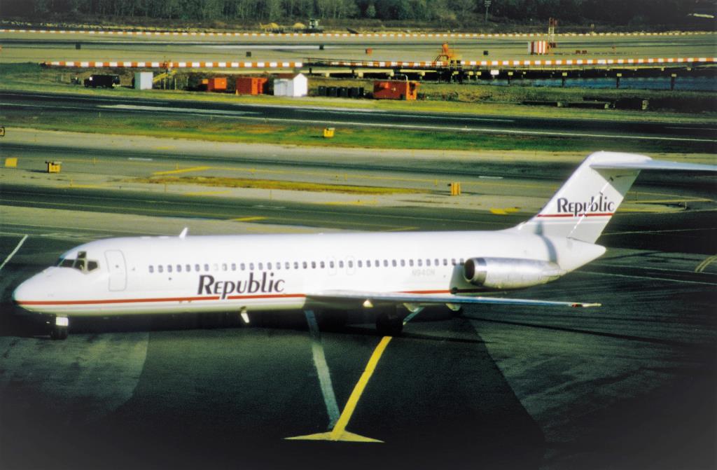 Photo of aircraft N940N operated by Republic Airways