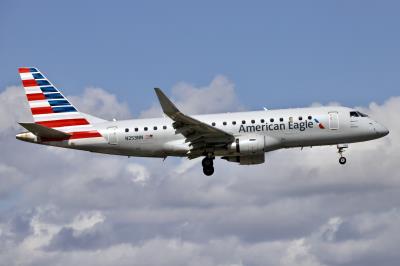 Photo of aircraft N253NN operated by American Eagle