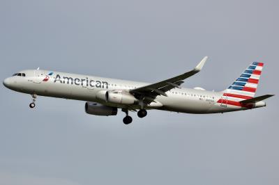 Photo of aircraft N901AA operated by American Airlines