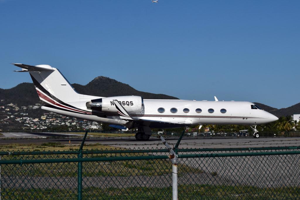 Photo of aircraft N436QS operated by NJI Sales Inc