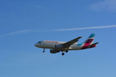 Image of aircraft registration D-ABGS - A A319-112 operated by Eurowings
