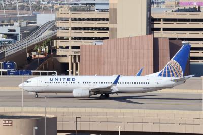 Photo of aircraft N17244 operated by United Airlines