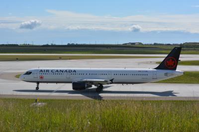 Image of aircraft registration C-FJNX - A A321-211 operated by Air Canada