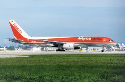 Photo of aircraft N987AN operated by Avianca