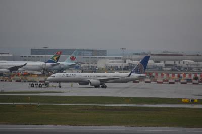 Image of aircraft registration N17139 - A 757-224(WL) operated by United Airlines