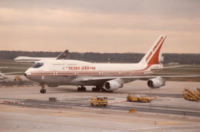 Image of aircraft registration VT-EPW - A 747-337 operated by Air India