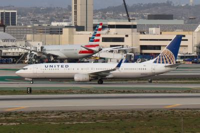 Photo of aircraft N39463 operated by United Airlines