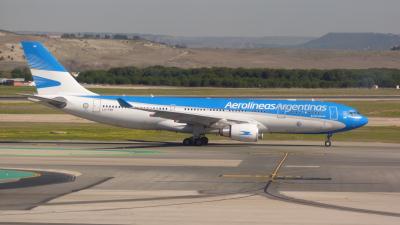 Photo of aircraft LV-FVH operated by Aerolineas Argentinas