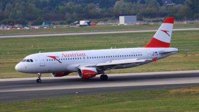 Image of aircraft registration OE-LXD - A A320-216 operated by Austrian Airlines