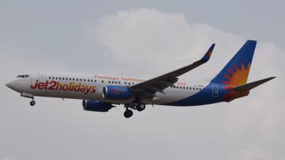 Image of aircraft registration G-JZHL - A 737-800(WL) operated by Jet2