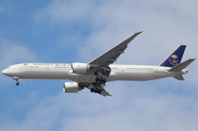 Photo of aircraft HZ-AK40 operated by Saudi Arabian Airlines