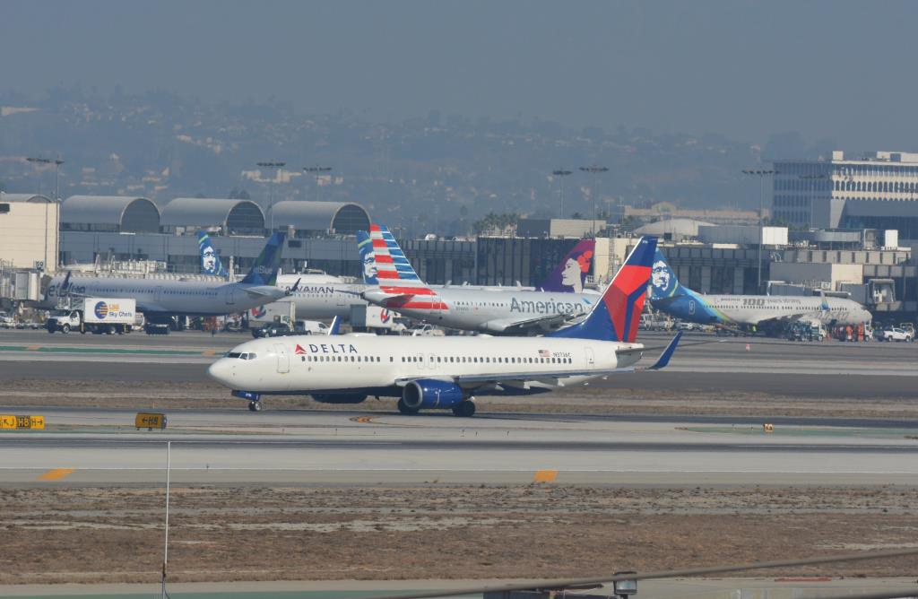 Photo of aircraft N3736C operated by Delta Air Lines