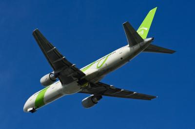 Image of aircraft registration N6704Z - A 757-232 operated by Song